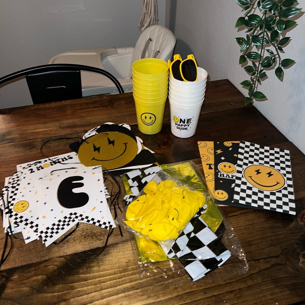 One happy dude Party Supplies
